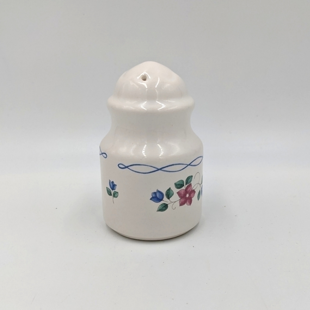 Pfaltzgraff Bonnie Brae Pepper Shaker